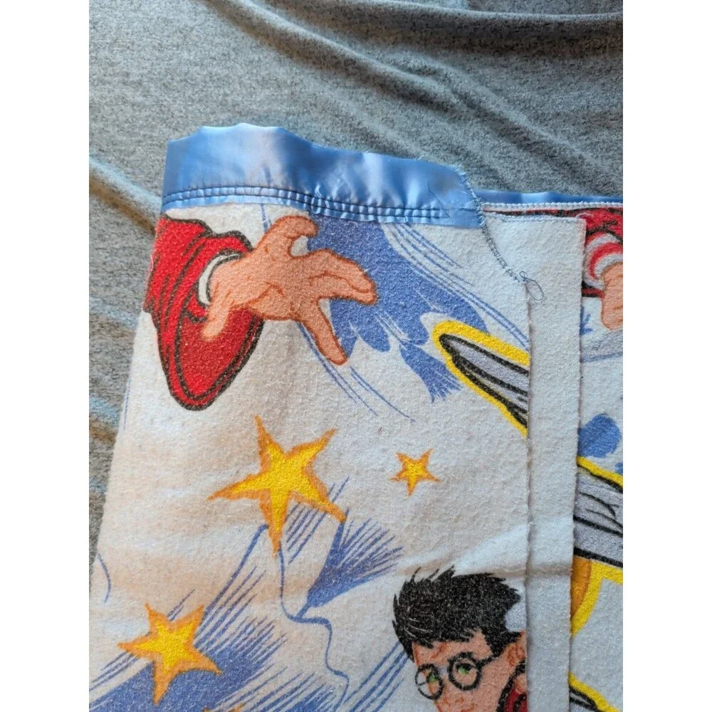 VTG HTF Harry Potter Quidditch Twin size Blanket W/Satin Binding